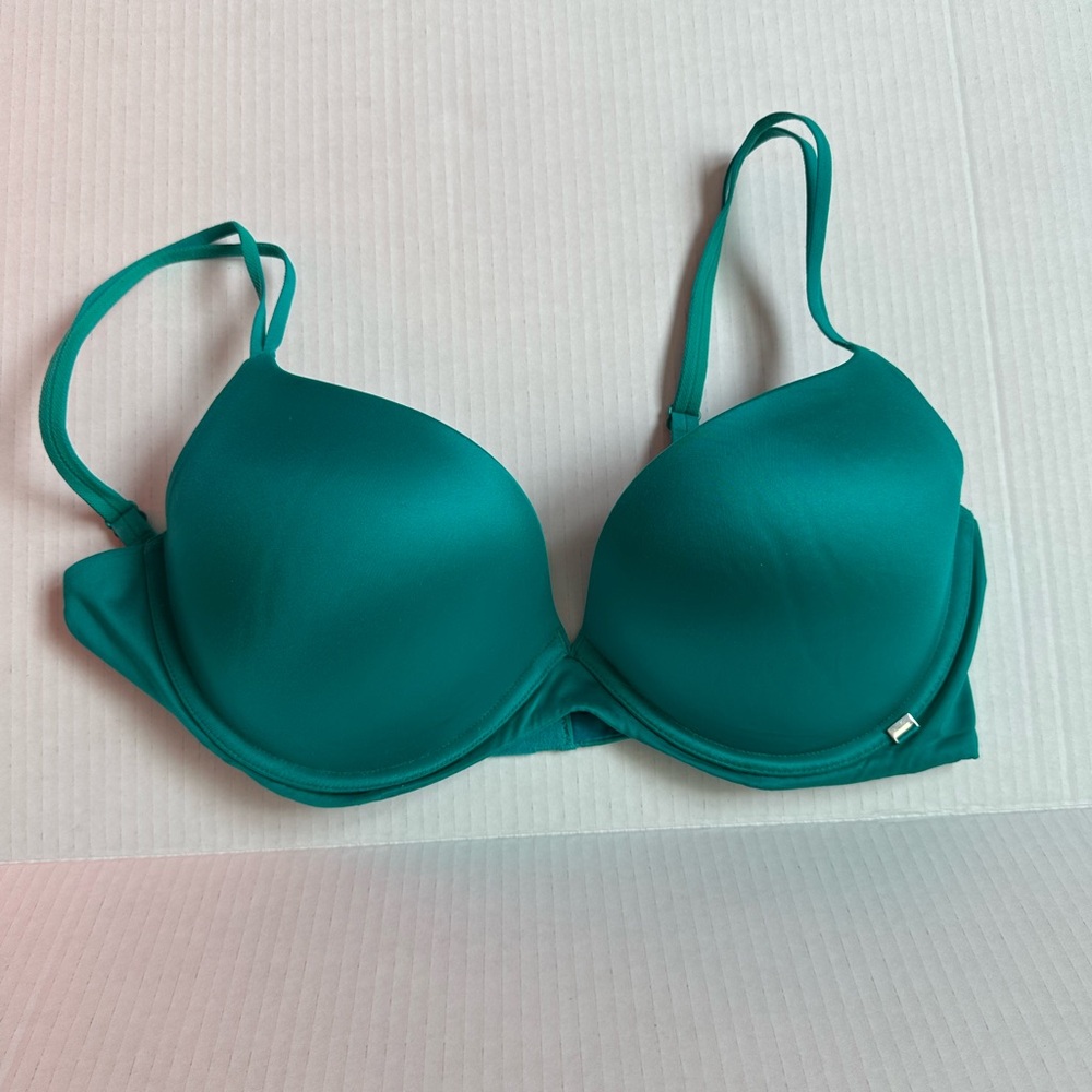 Victoria Secret Teal T-Shirt Bra - Women Intimates